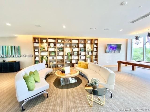 THE HARBOUR NORTH CONDO · #702 in North Miami Beach - Photo 31