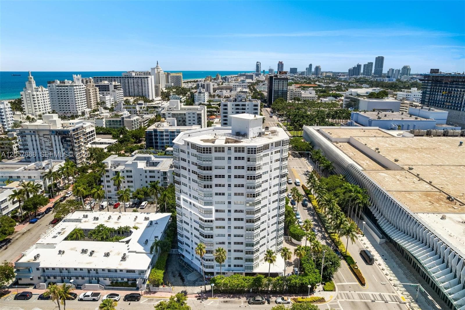 Octagon Towers · #8C in Miami Beach - Photo 17