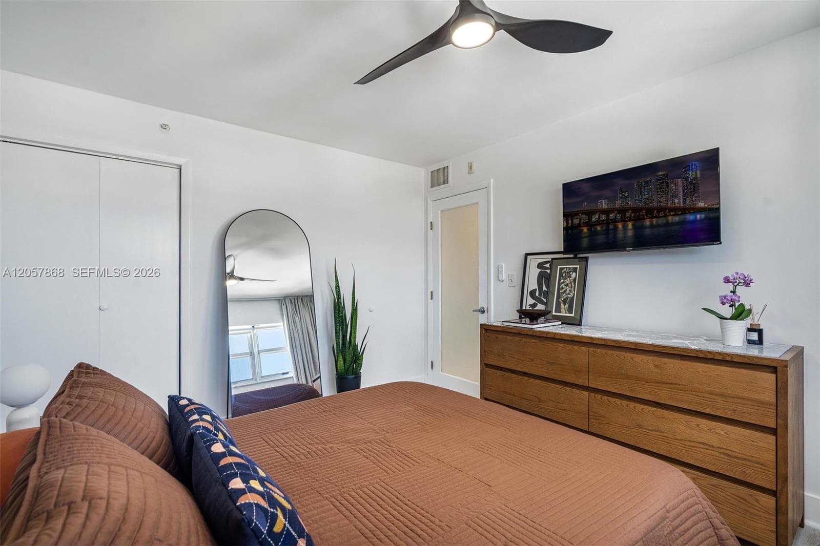 Octagon Towers · #8C in Miami Beach - Photo 14