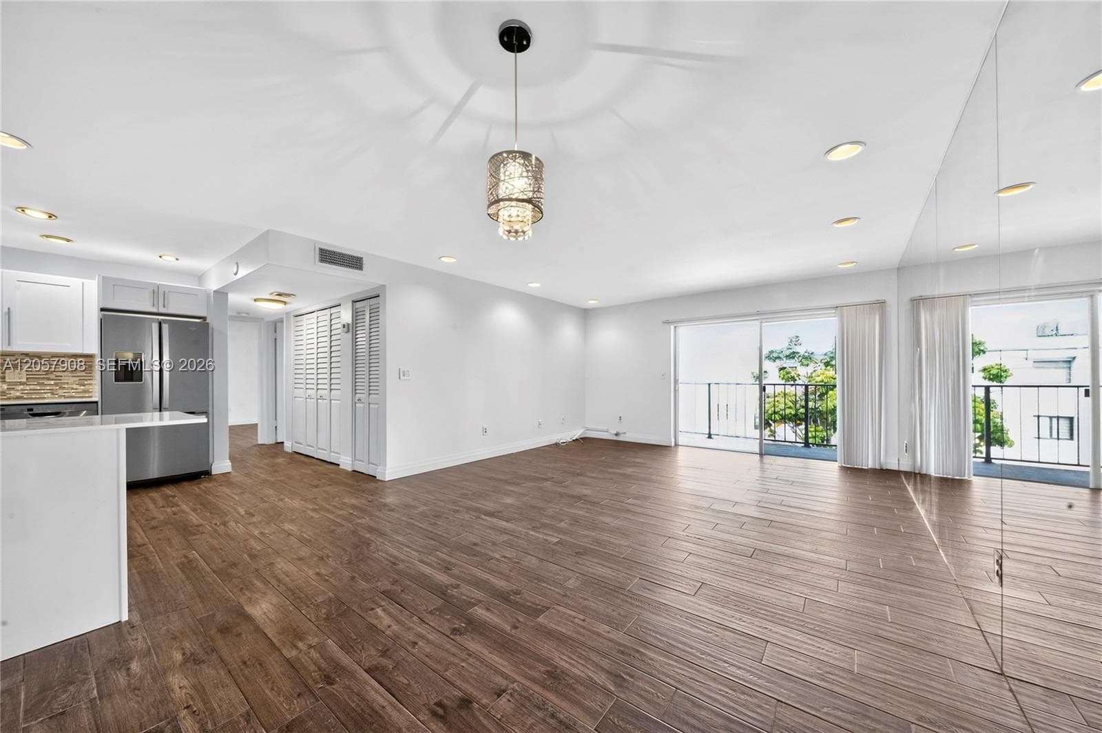 DOLPHIN CONDO · #305 in North Miami Beach - Photo 7