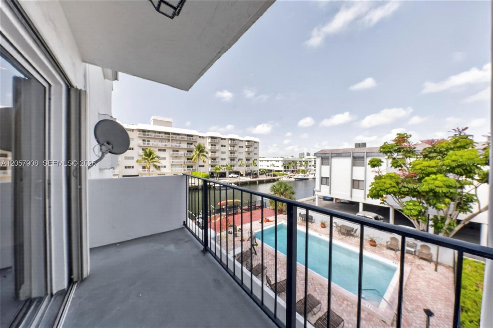 DOLPHIN CONDO · #305 in North Miami Beach - Photo 5