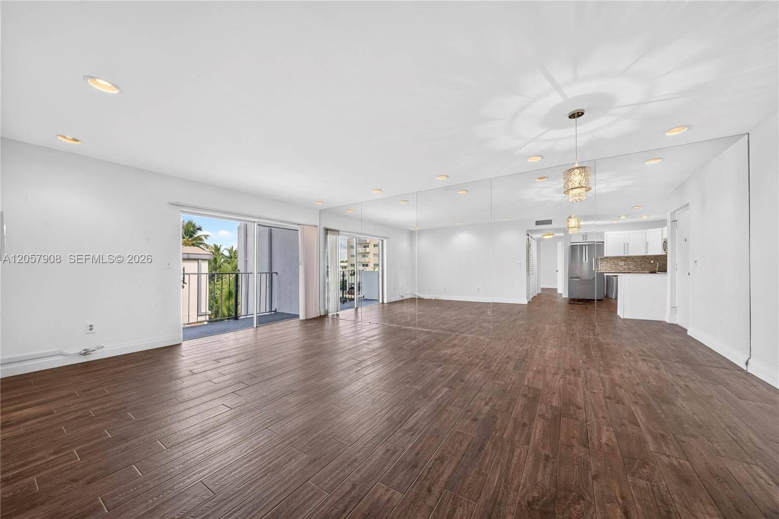 DOLPHIN CONDO · #305 in North Miami Beach - Photo 9