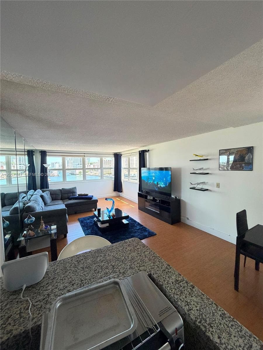 GOLDEN SAILS CONDO · #F10 in Hallandale Beach - Photo 9