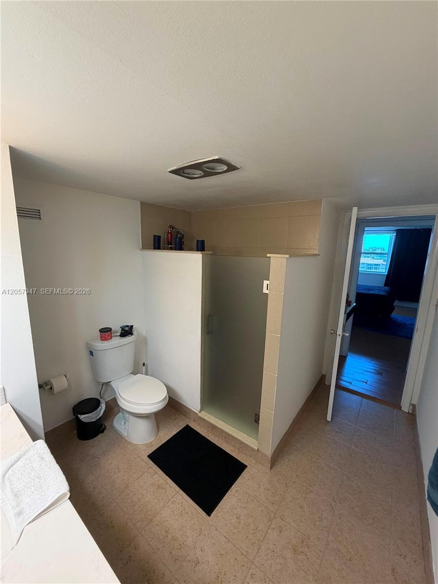 GOLDEN SAILS CONDO · #F10 in Hallandale Beach - Photo 14