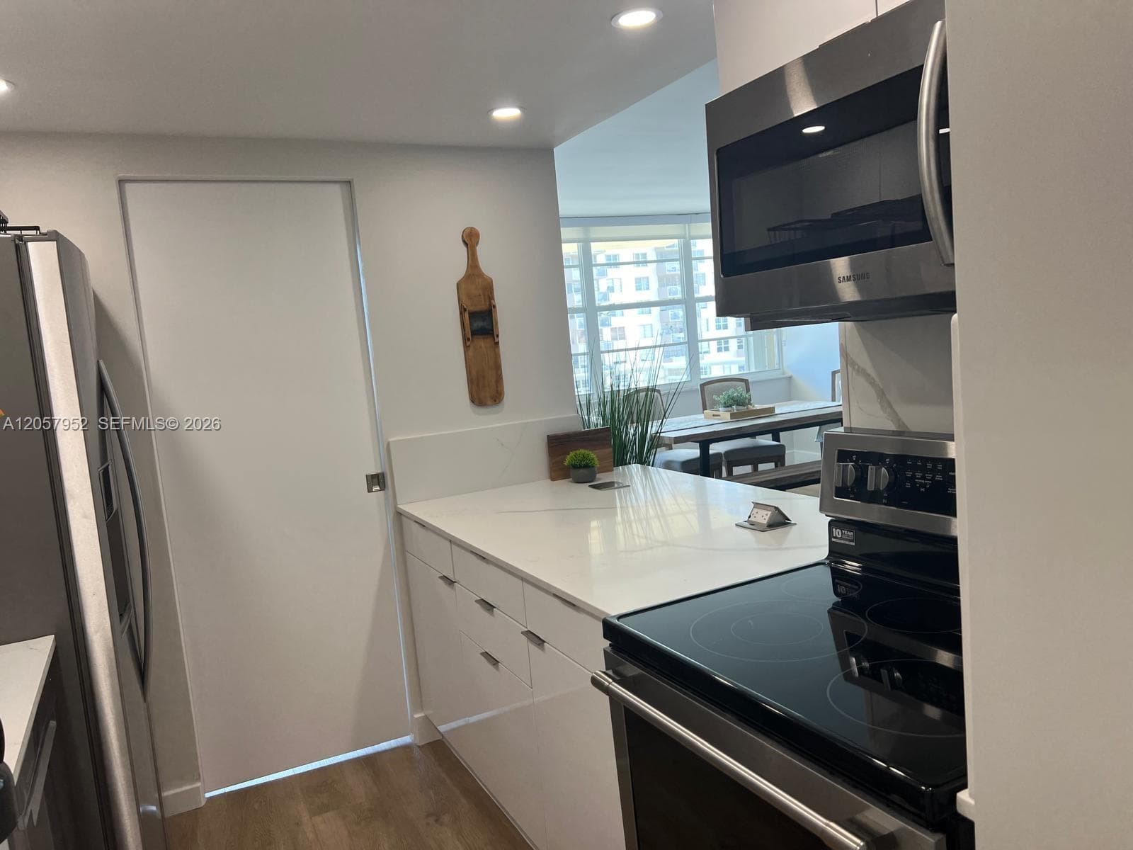 WINSTON TOWERS · #1215 in Sunny Isles Beach - Photo 17