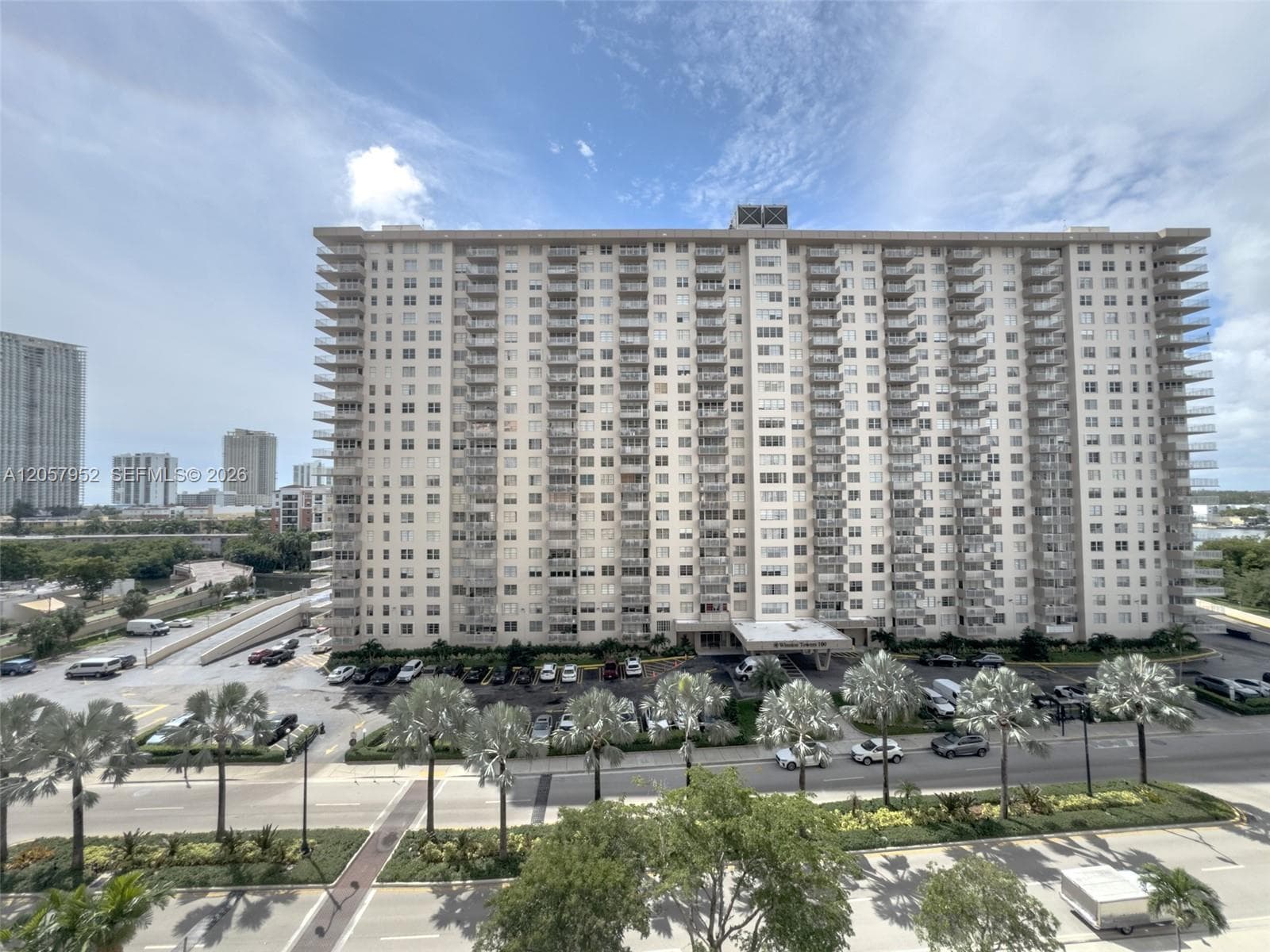 WINSTON TOWERS · #1215 in Sunny Isles Beach - Photo 33