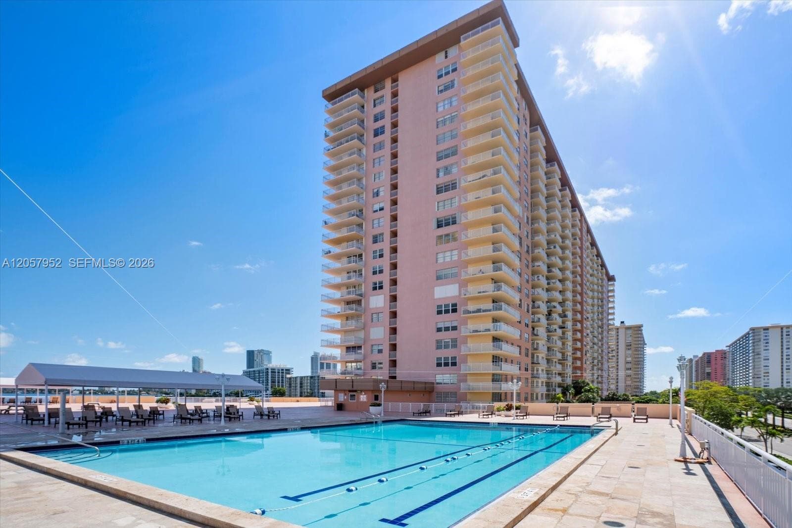 WINSTON TOWERS · #1215 in Sunny Isles Beach - Photo 35