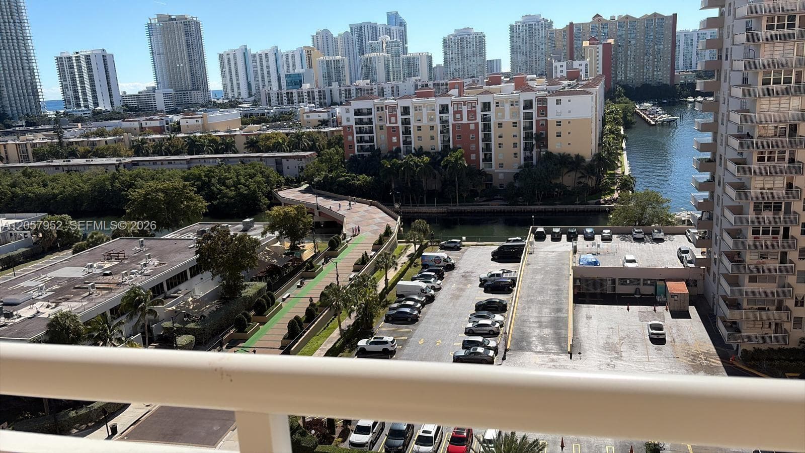 WINSTON TOWERS · #1215 in Sunny Isles Beach - Photo 29