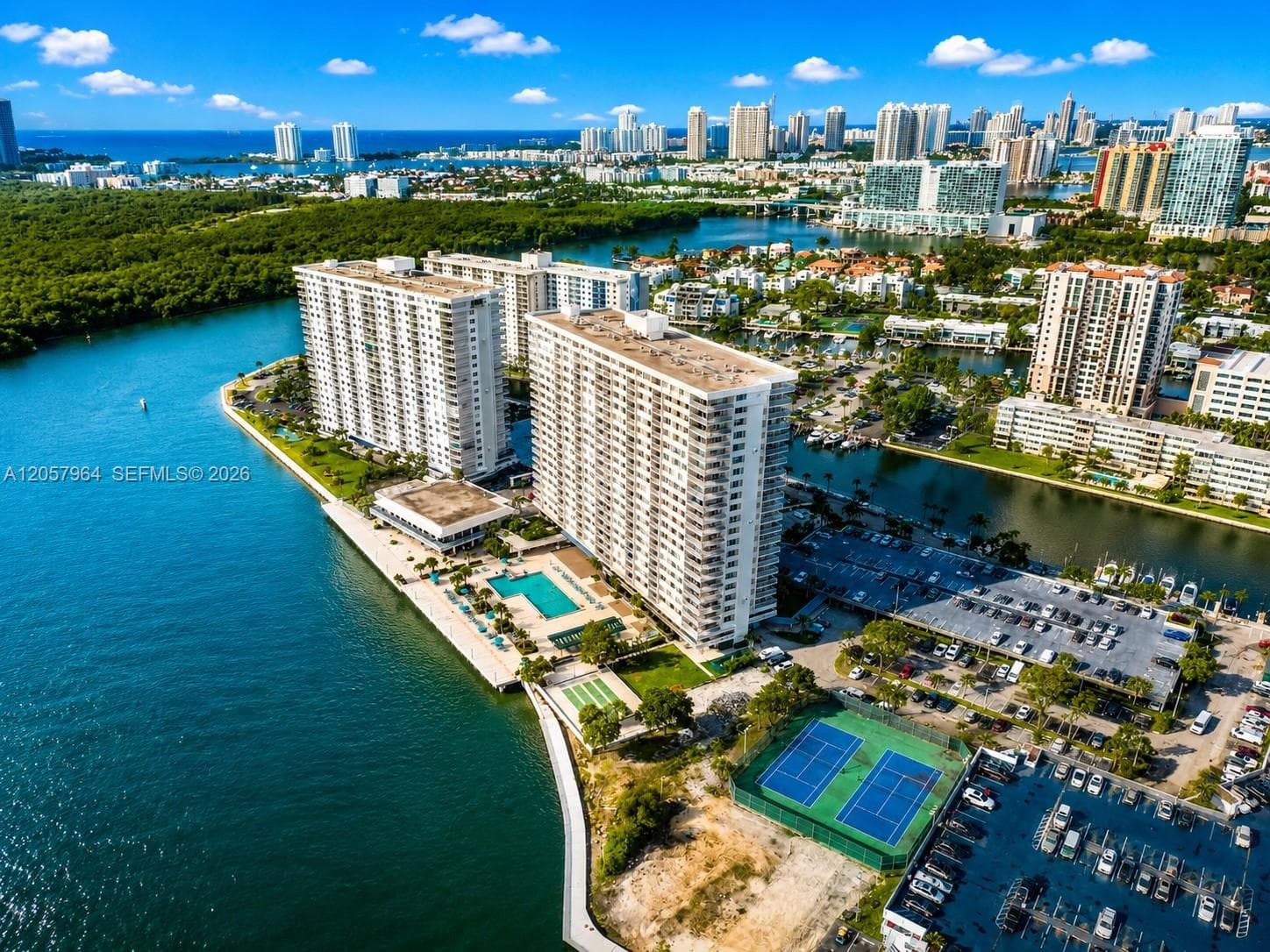 ARLEN HOUSE CONDO · #807 in Sunny Isles Beach - Photo 21