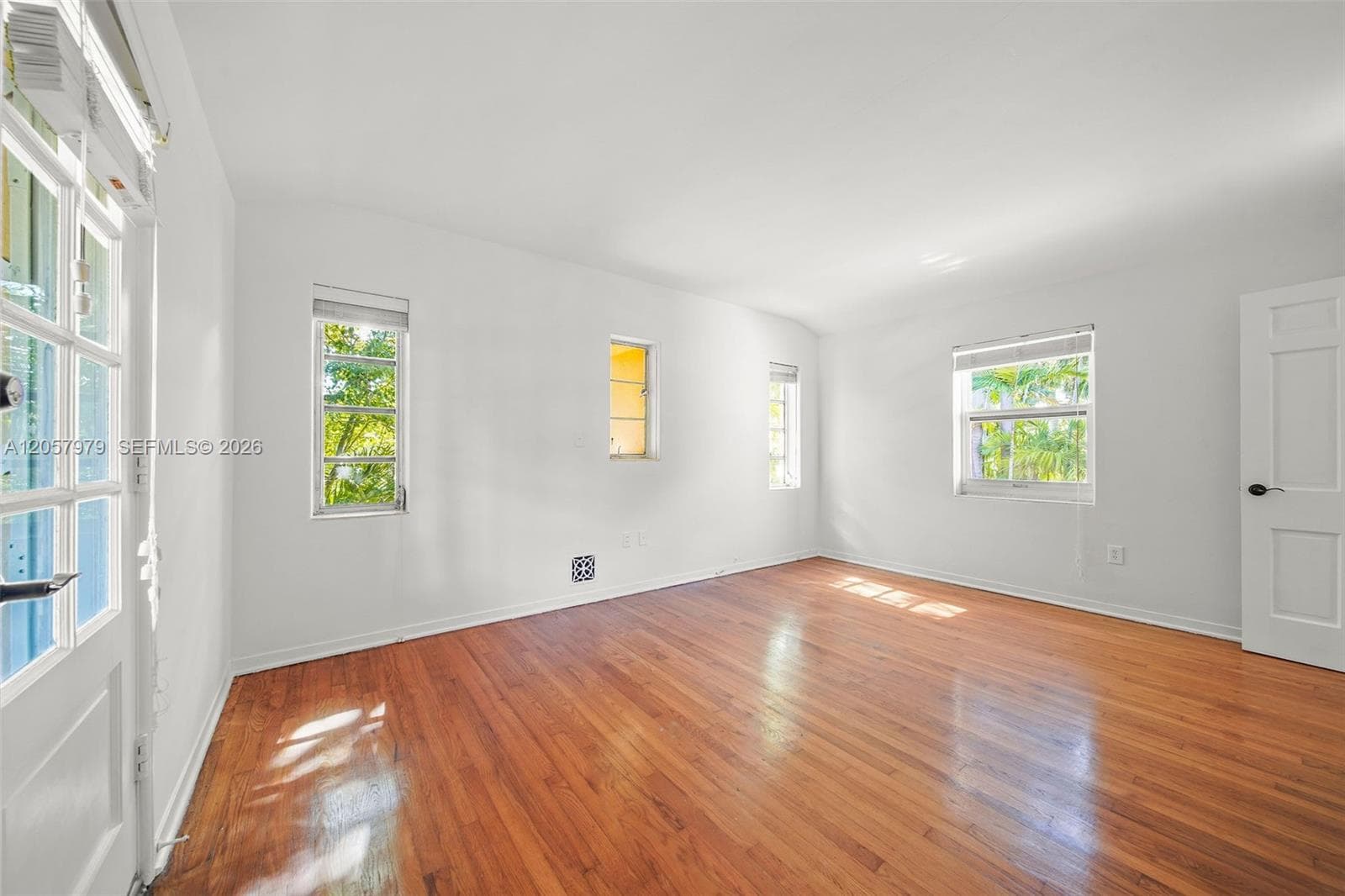 5842 Alton Rd photo 33