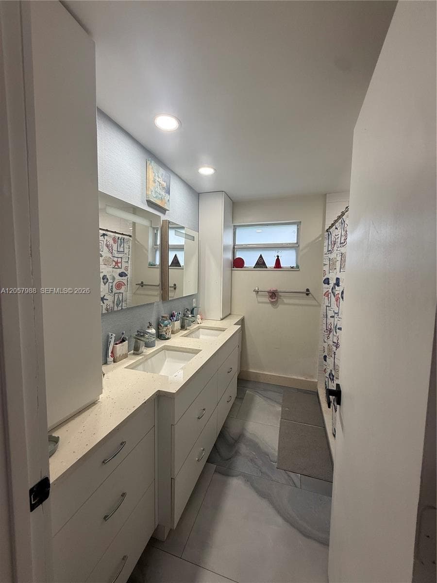 701 SW 4th Ct photo 46
