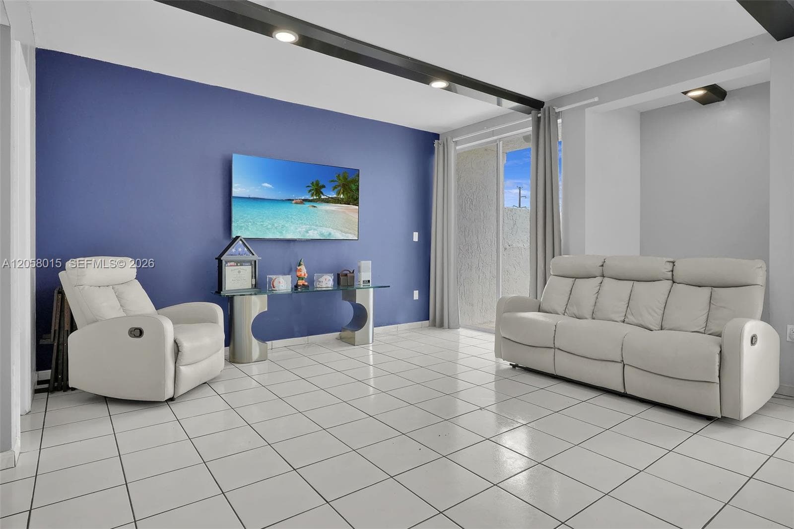 9177 Fontainebleau Blvd #3 photo 13