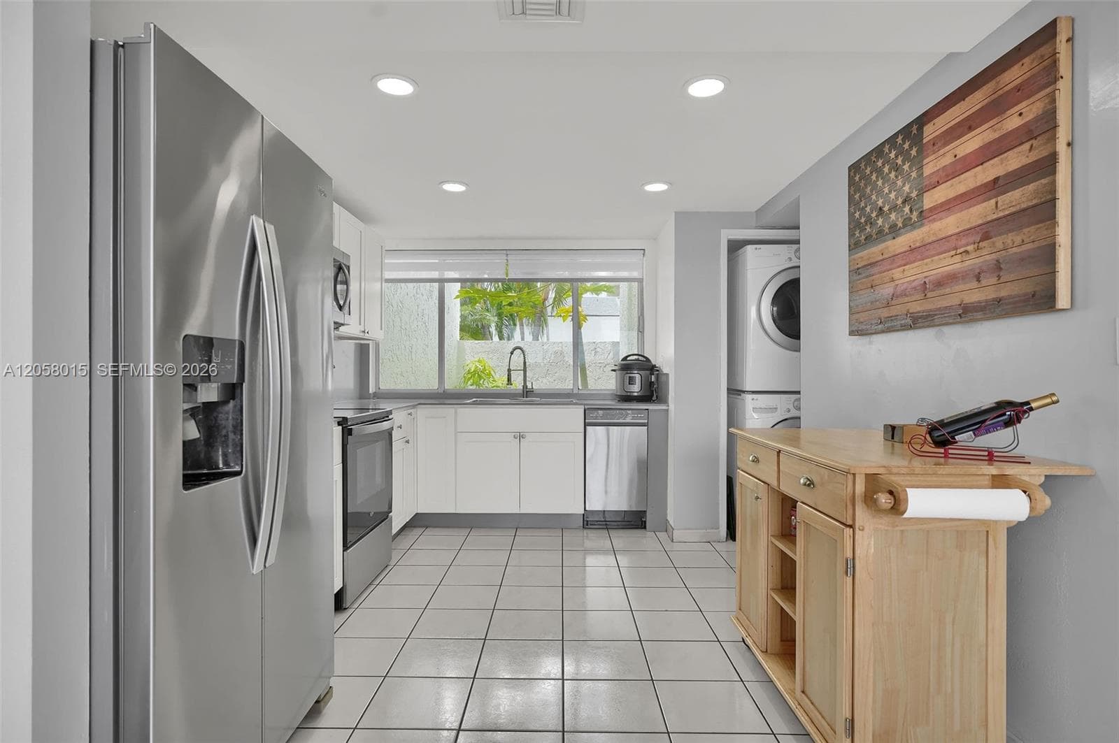 9177 Fontainebleau Blvd #3 photo 7