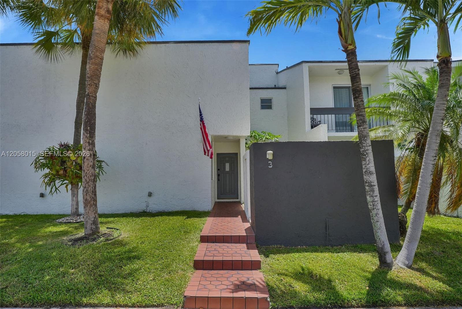 9177 Fontainebleau Blvd #3 photo 1