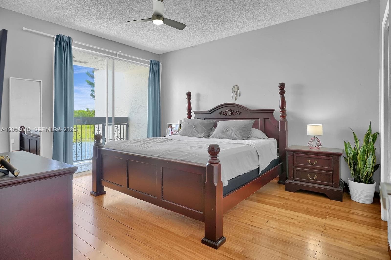 9177 Fontainebleau Blvd #3 photo 20