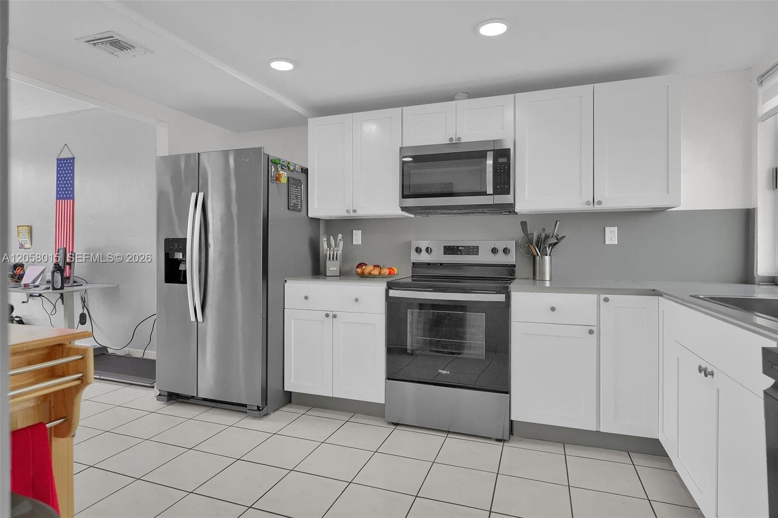 9177 Fontainebleau Blvd #3 photo 9