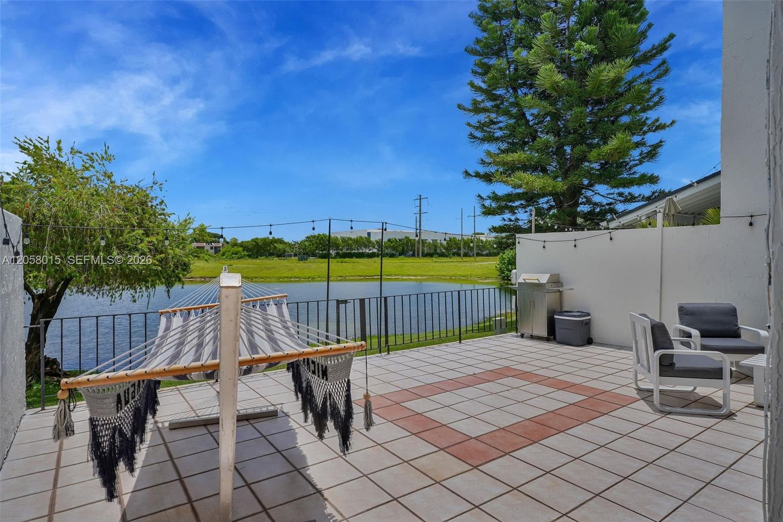 9177 Fontainebleau Blvd #3 photo 38