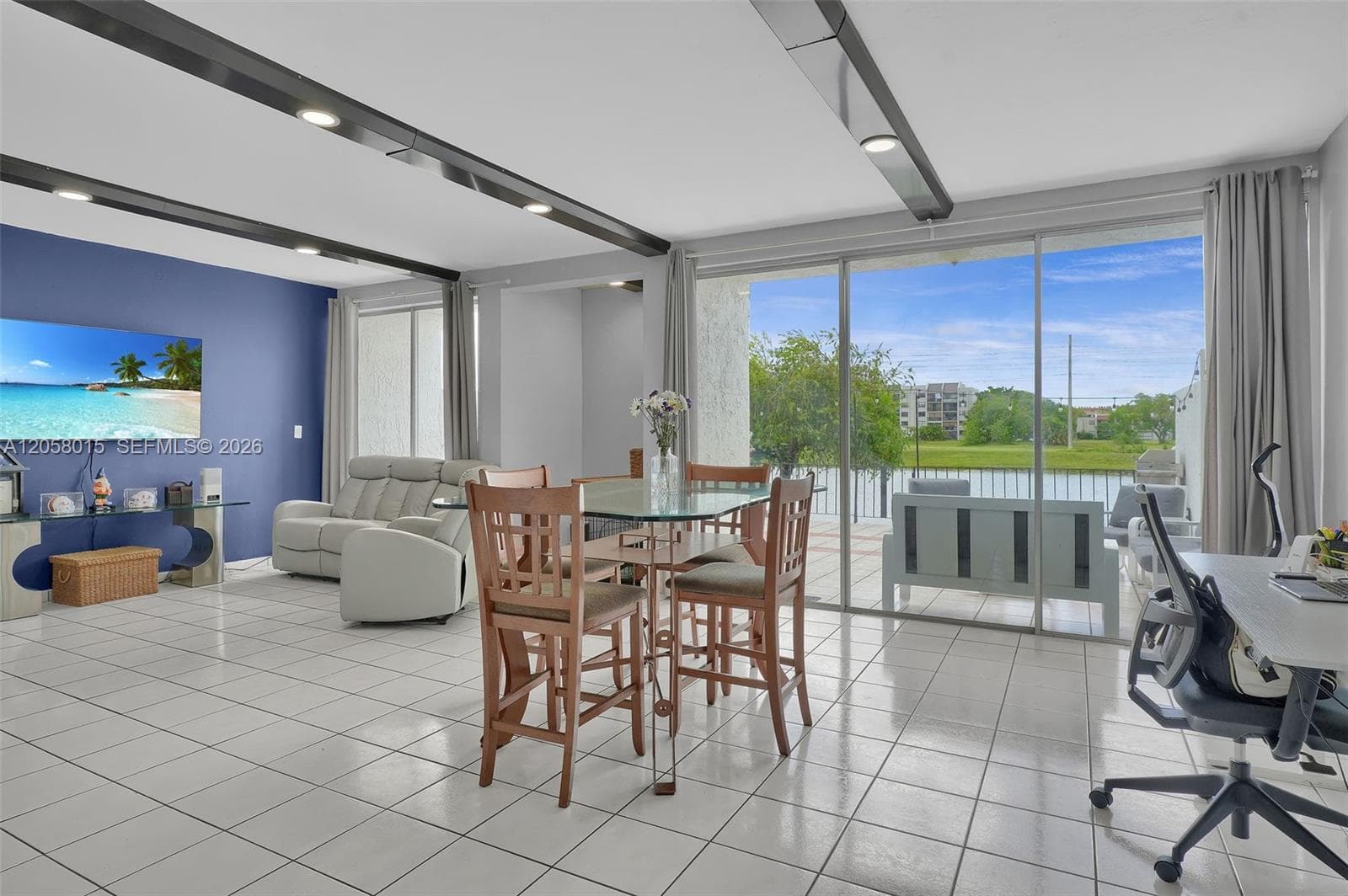 9177 Fontainebleau Blvd #3 photo 10