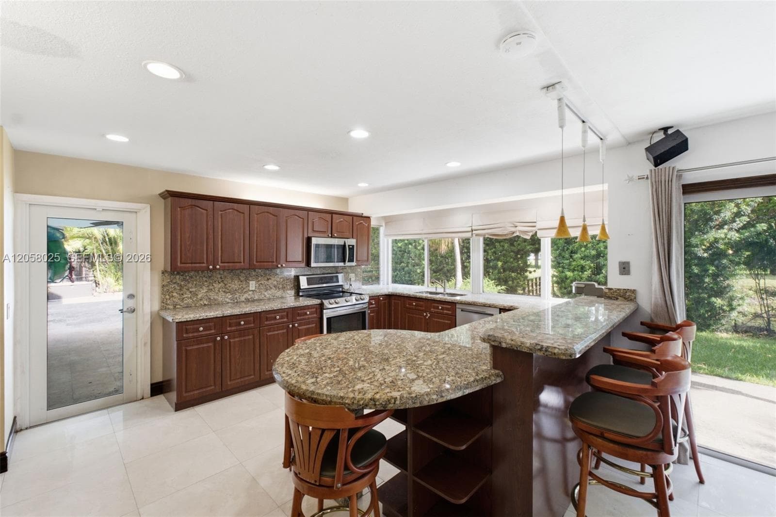 12765 SW 110th Ter photo 17