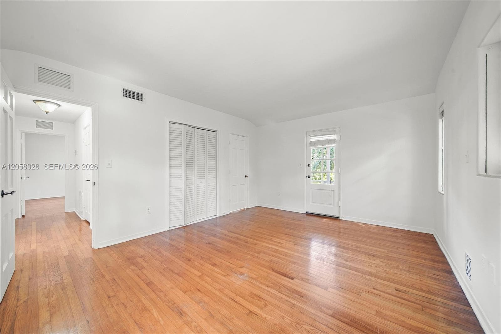 5842 Alton Rd photo 32