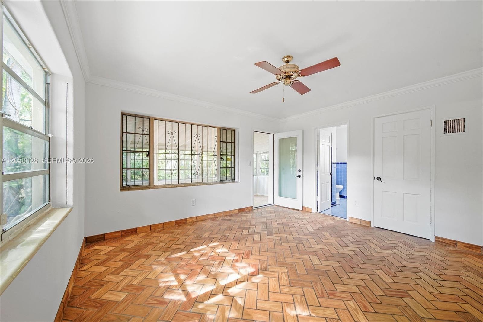 5842 Alton Rd photo 8