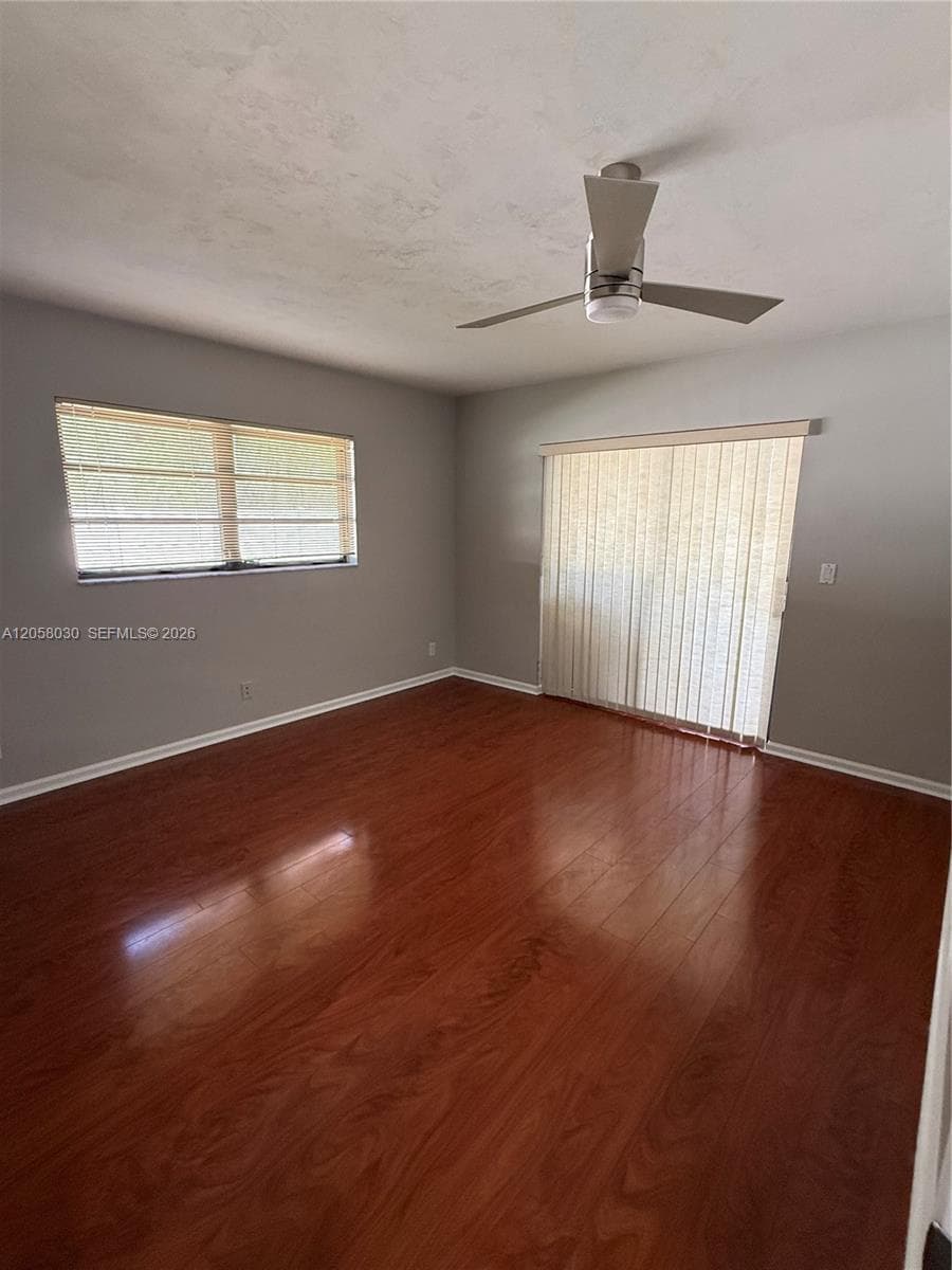 1560 NW 12th Way #N/A photo 6