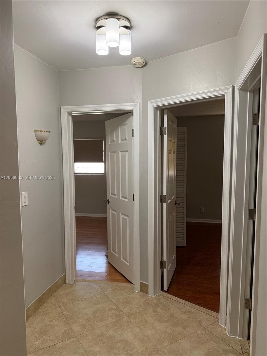 1560 NW 12th Way #N/A photo 10