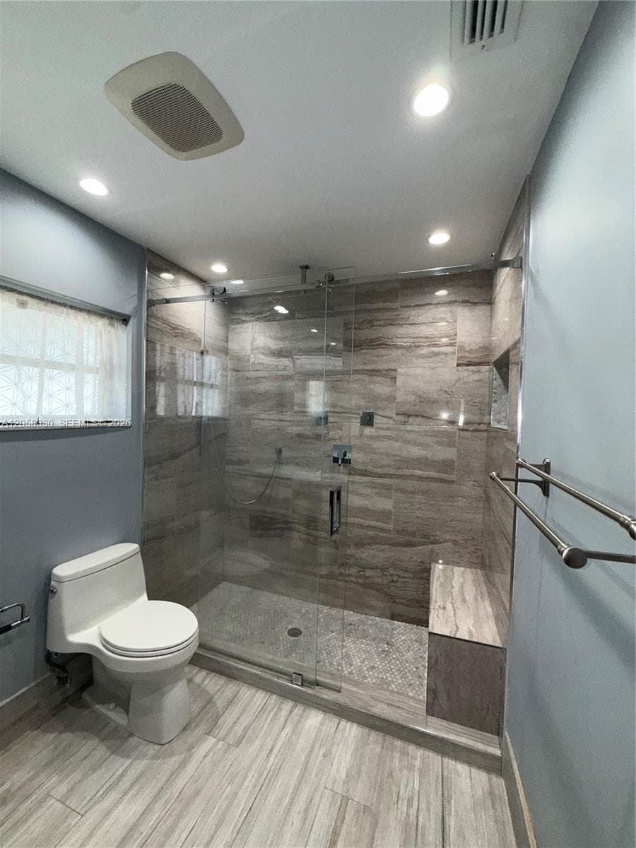 1560 NW 12th Way #N/A photo 15