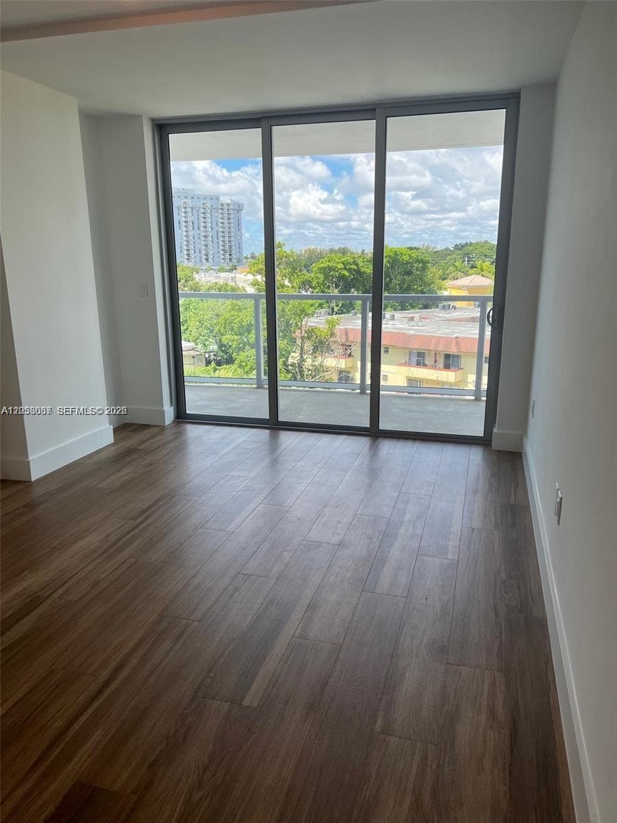 THE HIGHLANDS CONDO · #502 in North Miami Beach - Photo 5