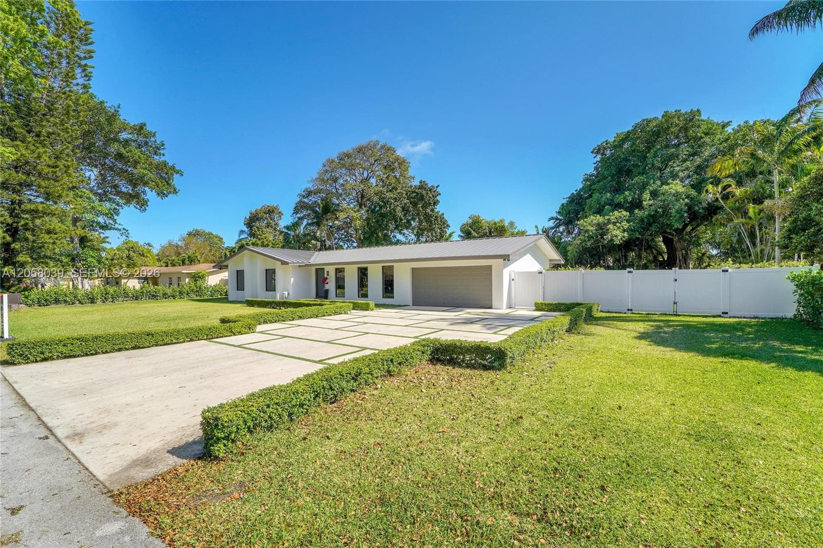 8820 SW 182nd Ter photo 17