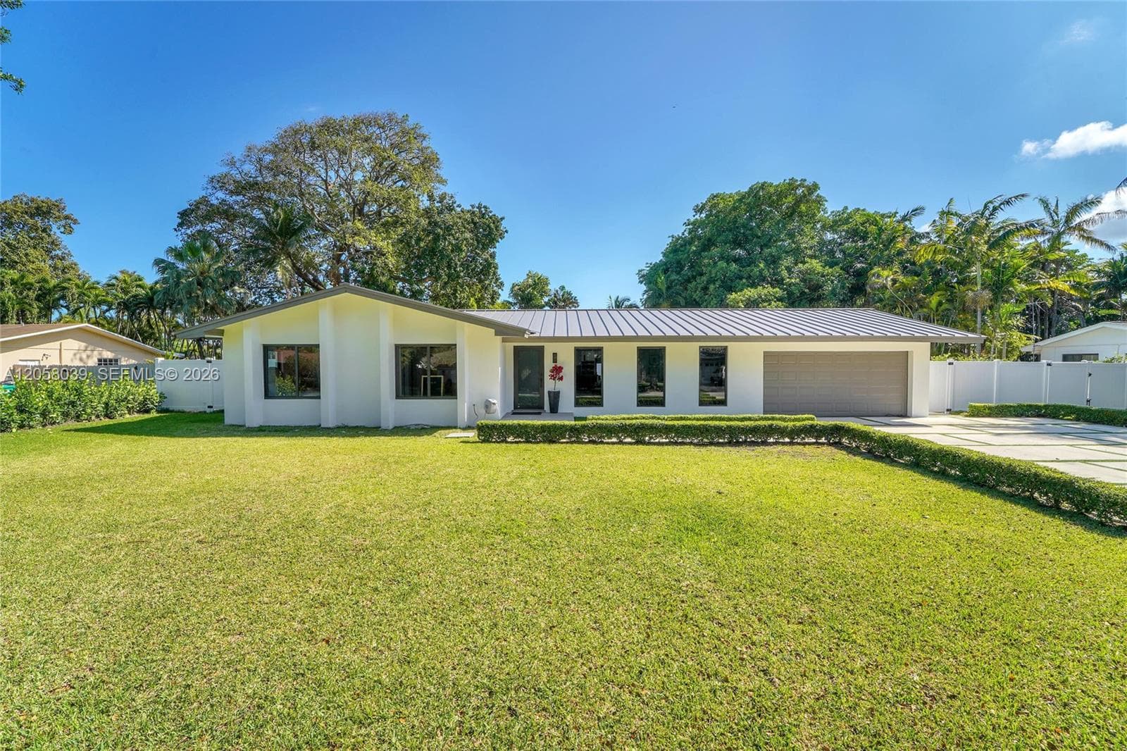 8820 SW 182nd Ter photo 15