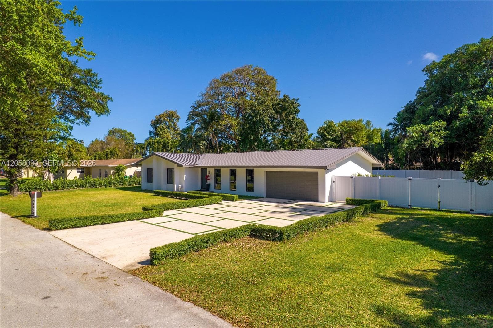 8820 SW 182nd Ter photo 21