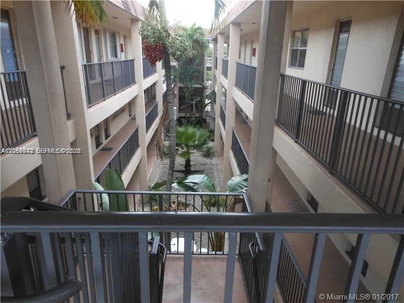 ROYAL PALM GARDENS CONDO · #24 in Dania Beach - Photo 13