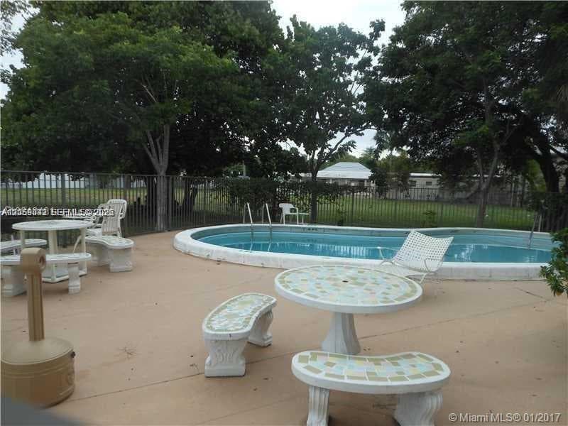 ROYAL PALM GARDENS CONDO · #24 in Dania Beach - Photo 11