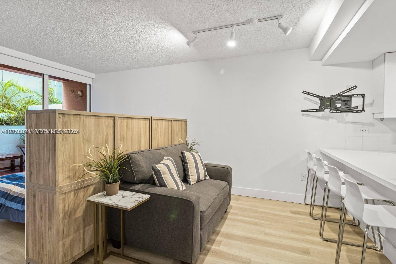 GROVE SQUARE CONDO · #234 in Miami - Photo 5