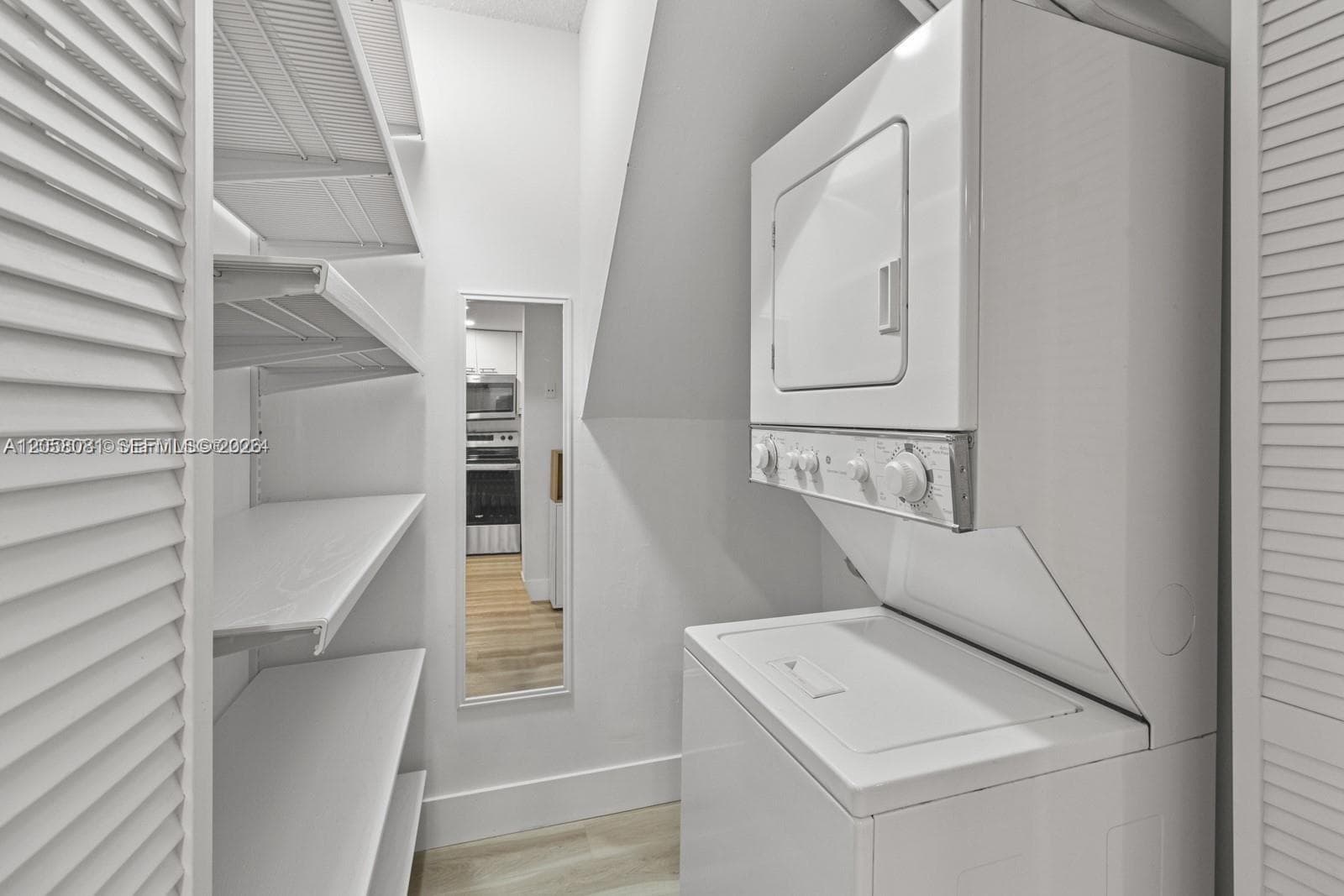 GROVE SQUARE CONDO · #234 in Miami - Photo 10