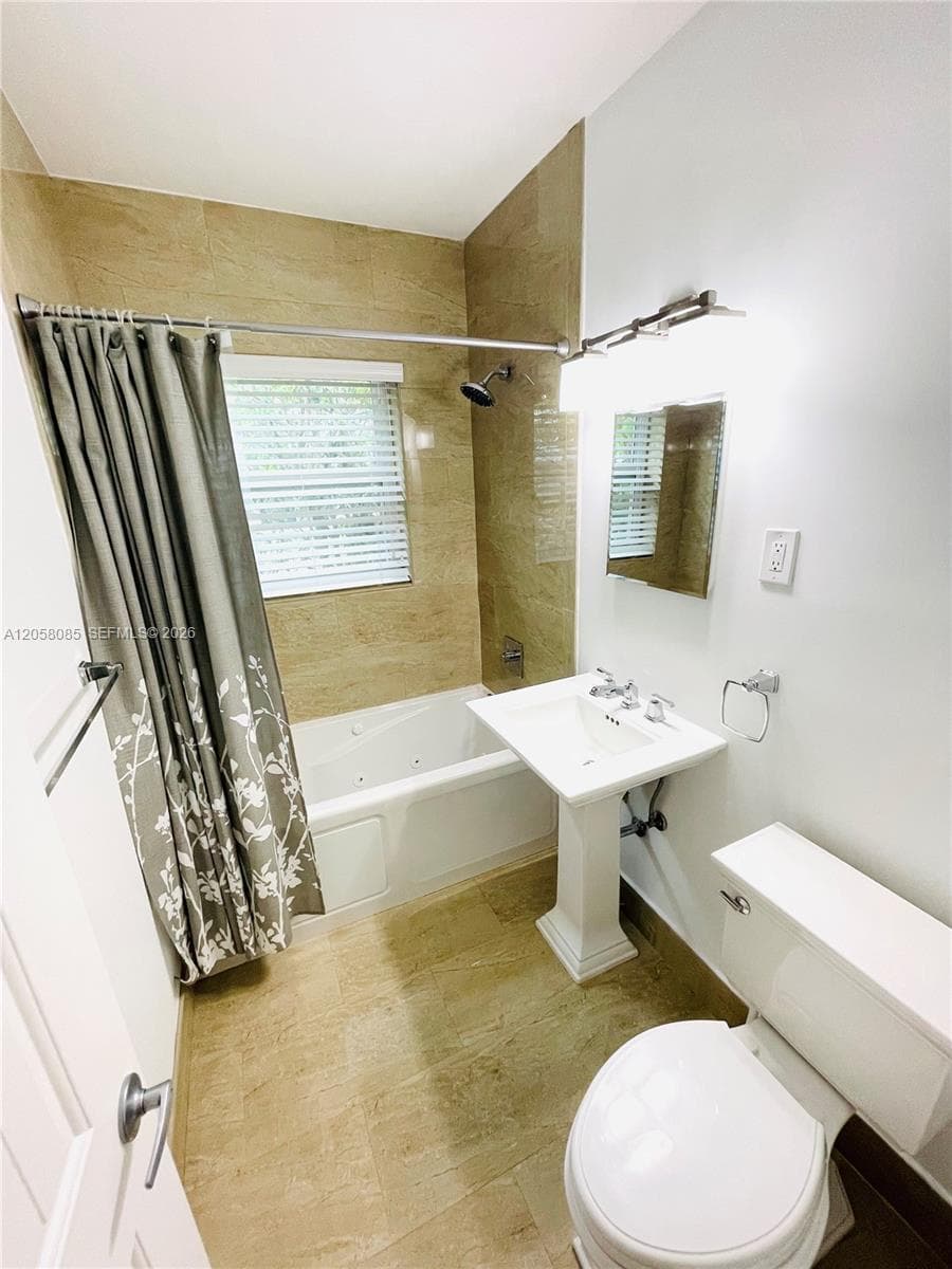 1116 Biarritz Dr photo 17