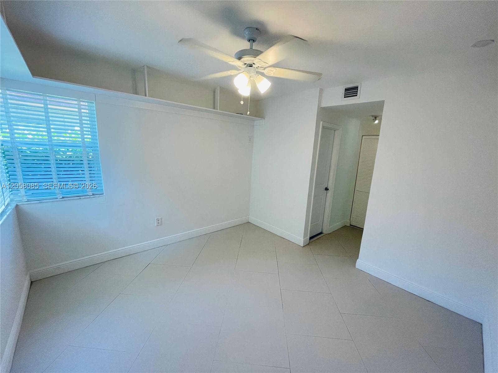 1116 Biarritz Dr photo 20