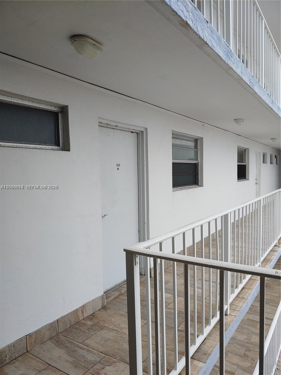 BRISAS DEL MAR CONDO · #304 in Miami Beach - Photo 6