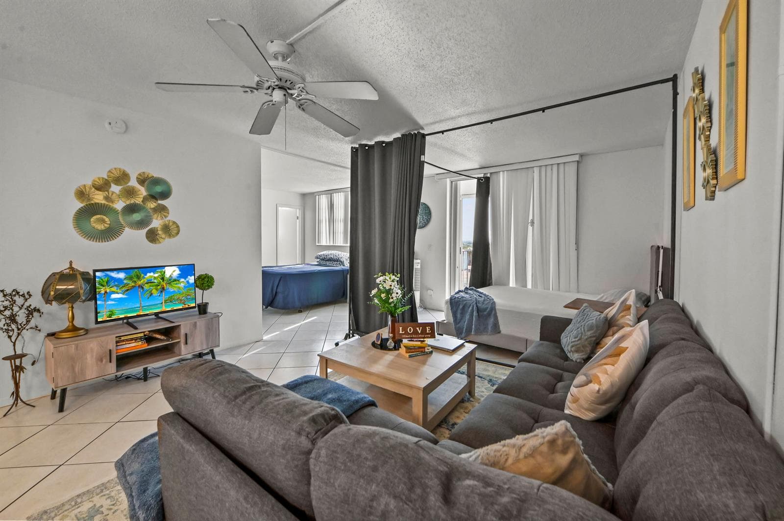 06 Living room 02