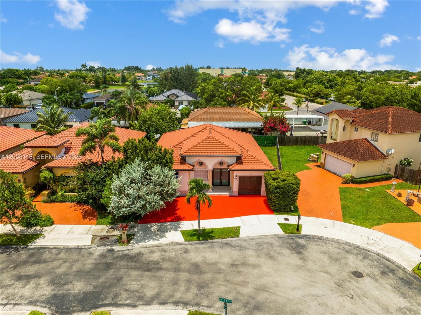 15819 SW 54th Ter photo 2