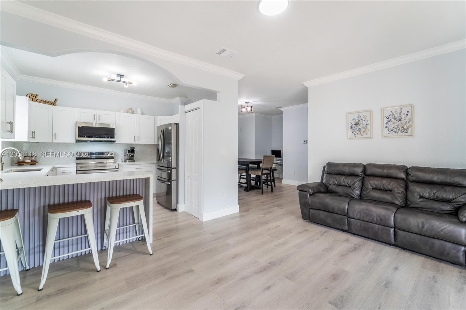 15819 SW 54th Ter photo 8