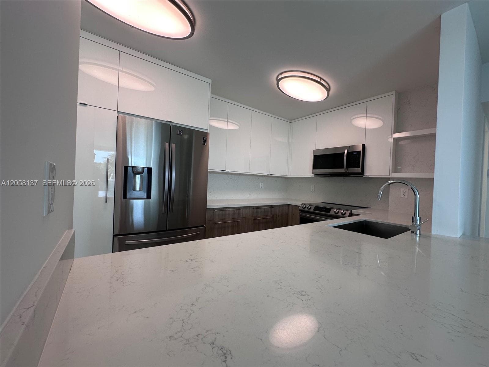 Arlen House East Condo · #317 in Sunny Isles Beach - Photo 7