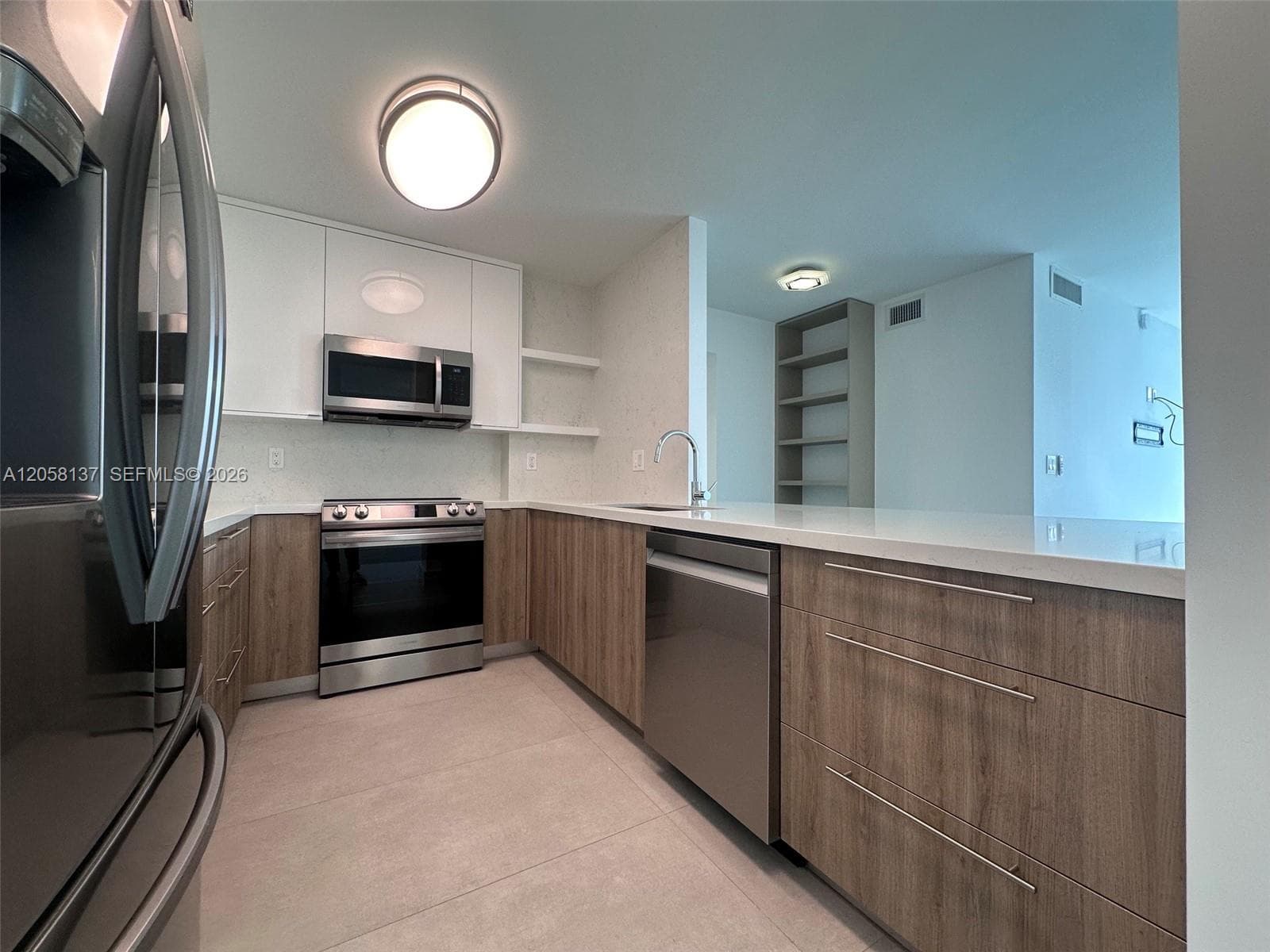 Arlen House East Condo · #317 in Sunny Isles Beach - Photo 3