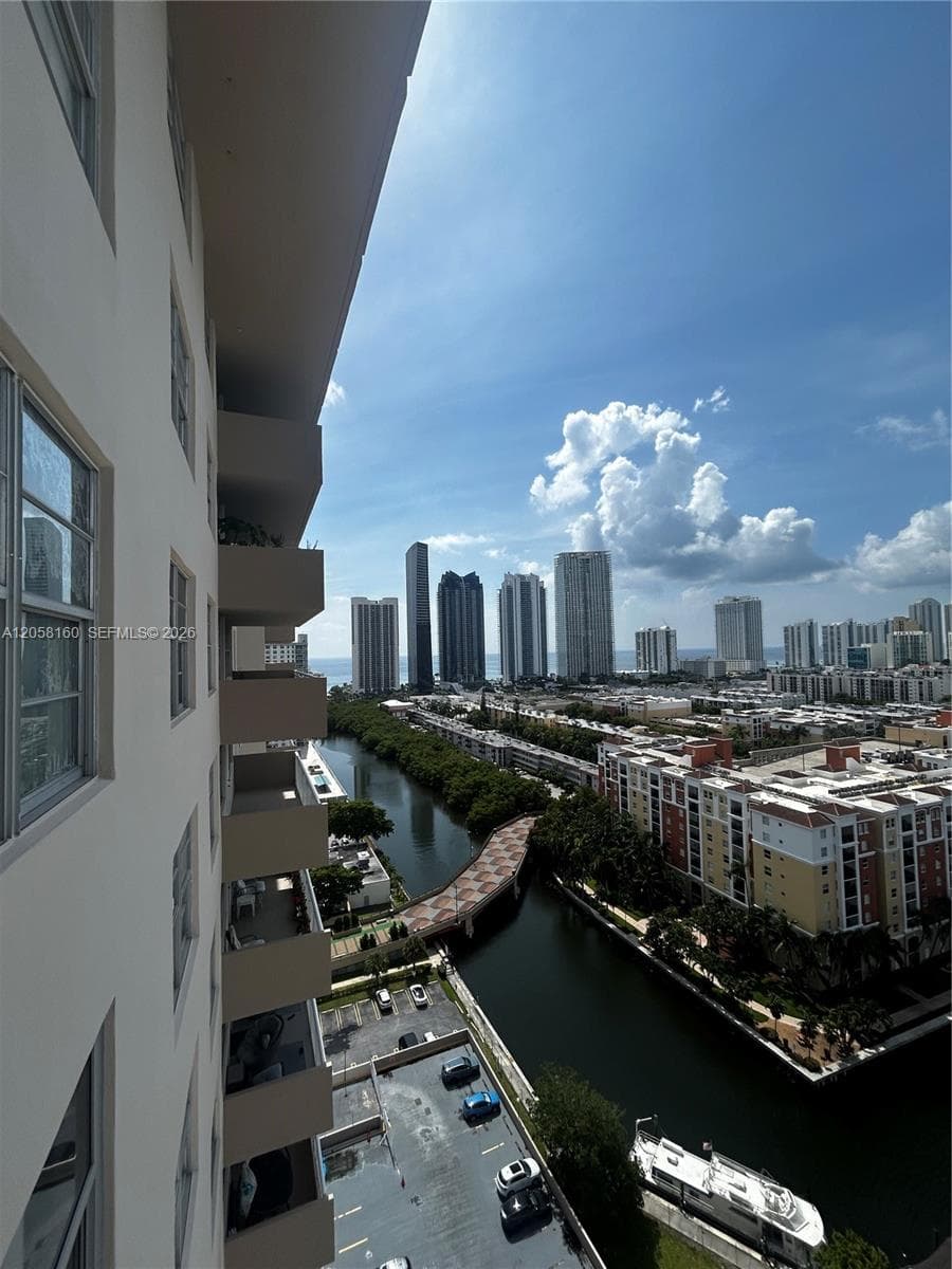 WINSTON TOWERS · #2102 in Sunny Isles Beach - Photo 7
