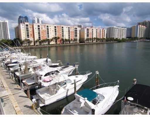 WINSTON TOWERS · #2102 in Sunny Isles Beach - Photo 8