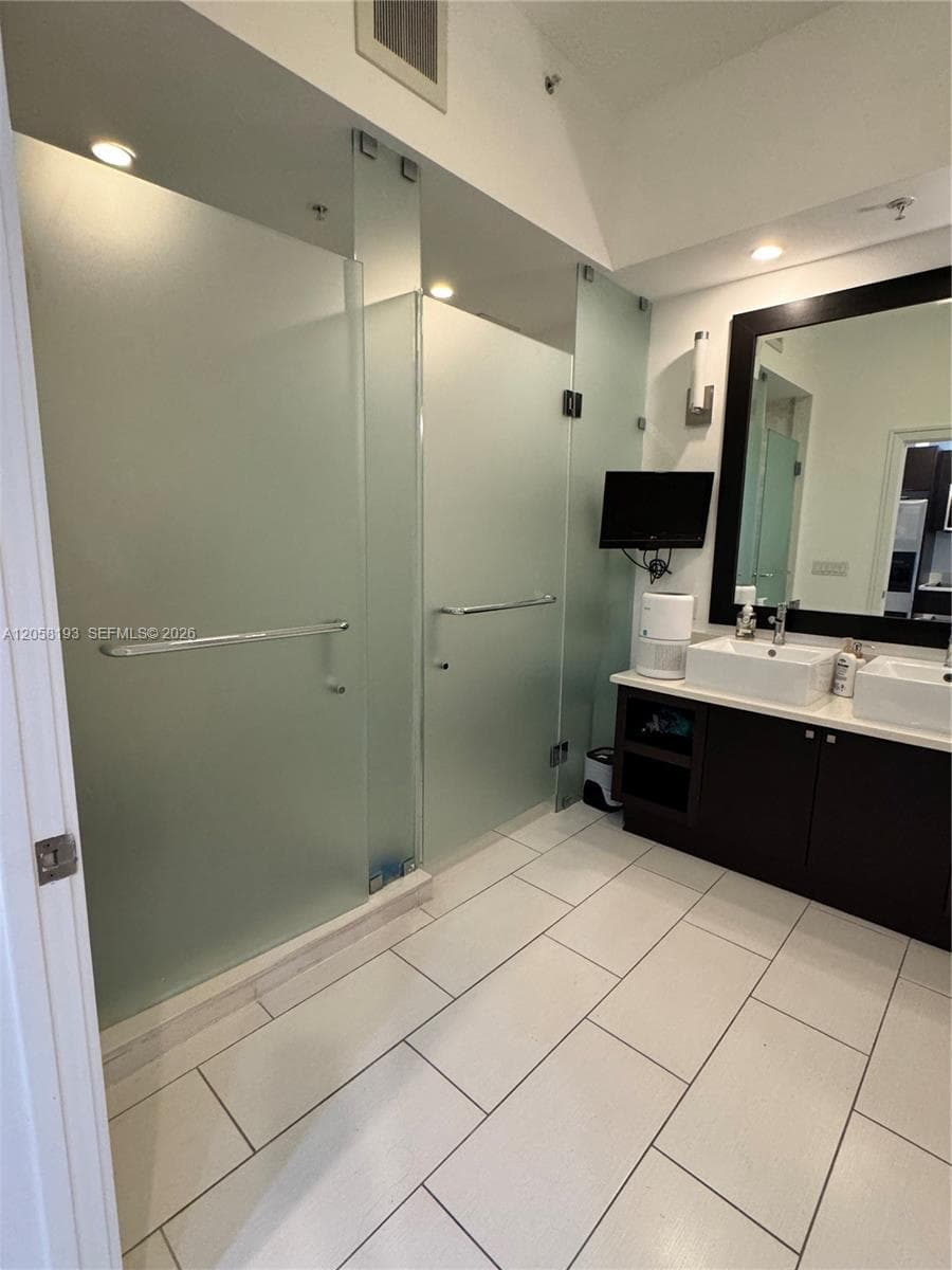 THE BLUE A RESORT HOTEL · #911 in Doral - Photo 15