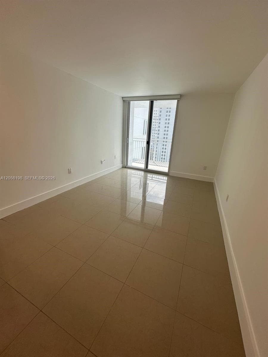 MADISON DOWNTOWN CONDO · #E-1610 in Miami - Photo 18