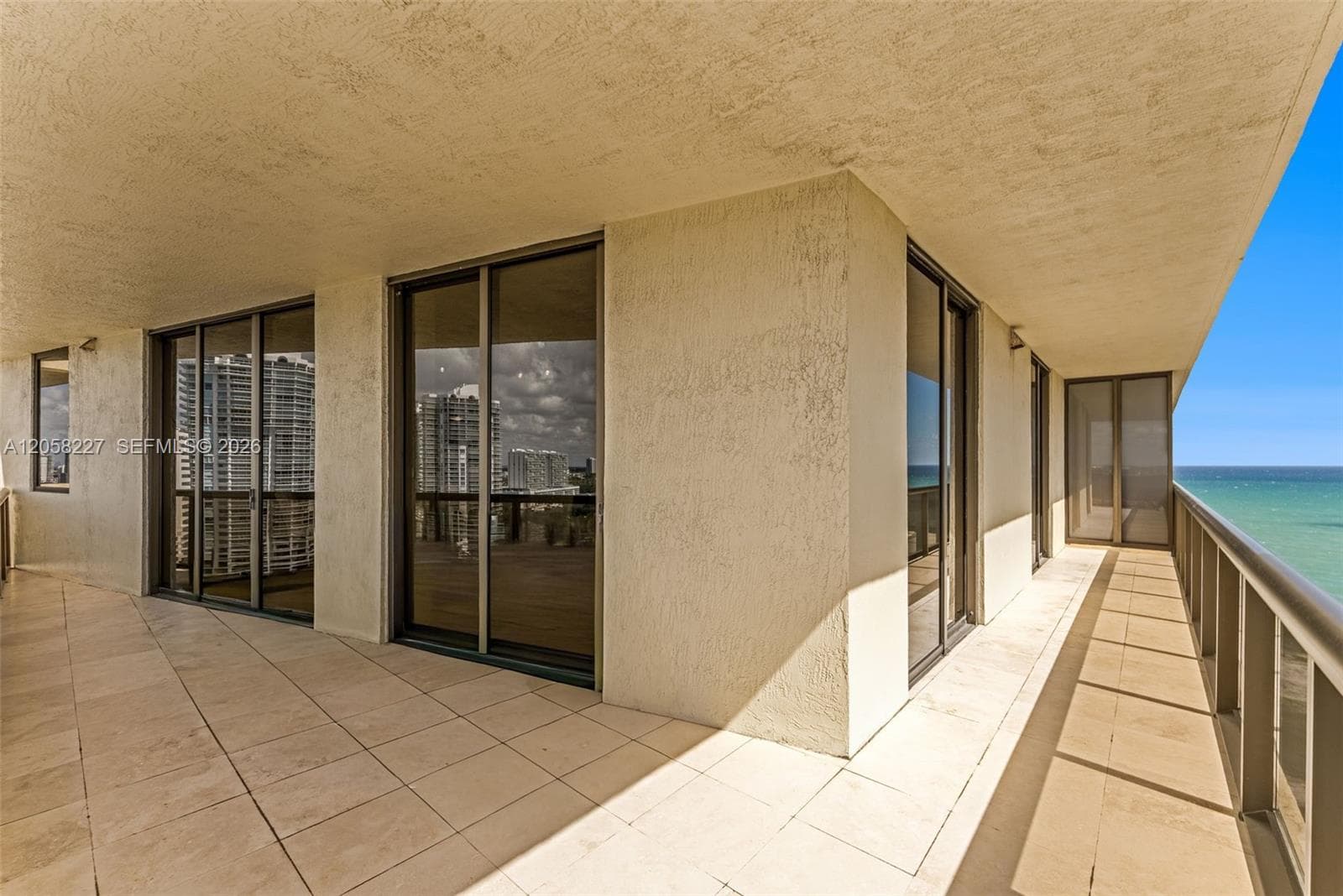 Sayan Condo · #1604 in Sunny Isles Beach - Photo 23