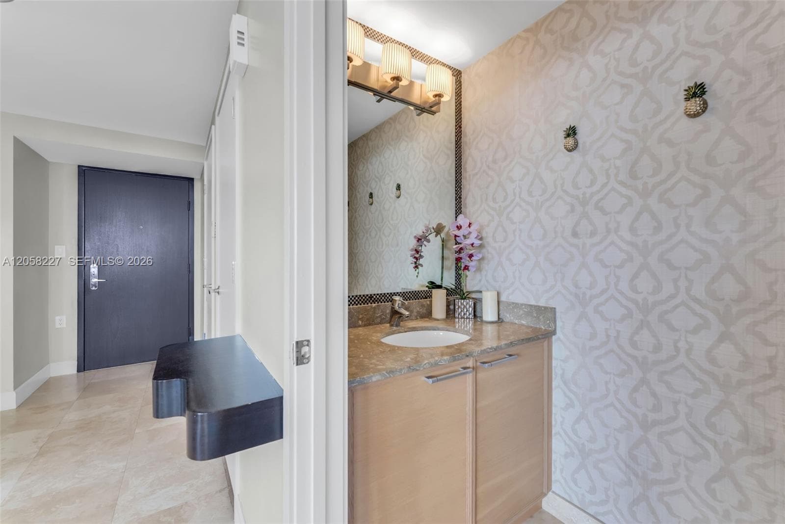 Sayan Condo · #1604 in Sunny Isles Beach - Photo 9